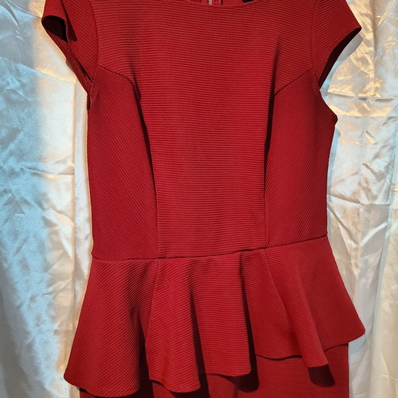 M Ruffle Waist Dress Bundle - Picture 8 of 13